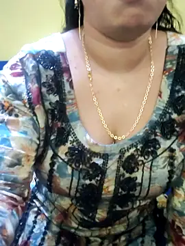 Snapshot of Haniya-143 chatting on 09-08-25, 02:16 Haniya-143 online show from 09-08-25, 02:16