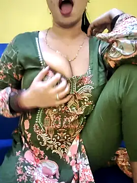 Snapshot of Haniya-143 chatting on 10-05-25, 02:32 Haniya-143 online show from 10-05-25, 02:32