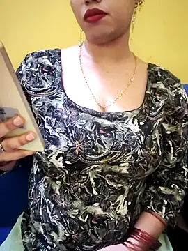 Snapshot of Haniya-143 chatting on 10-28-25, 09:50 Haniya-143 online show from 10-28-25, 09:50