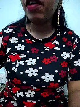 Snapshot of Haniya-143 chatting on 11-15-25, 12:52 Haniya-143 online show from 11-15-25, 12:52