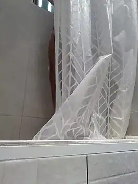 Snapshot of ariel-rick chatting on 12-13-24, 09:02 ariel-rick online show from 12-13-24, 09:02