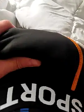 Snapshot of ariel-rick chatting on 12-24-24, 09:17 ariel-rick online show from 12-24-24, 09:17