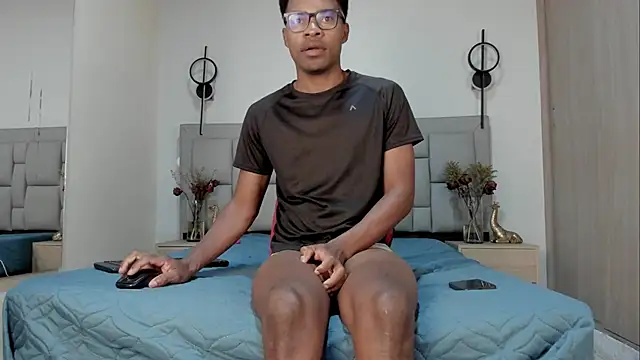 JEFFREY COTTOM online show from 02-27-26, 01:11