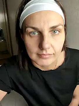 Magic  smile online show from 12-20-24, 05:29