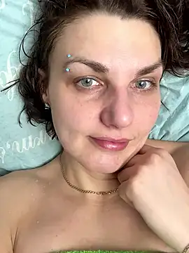 Snapshot of Magic__smile chatting on 01-15-26, 03:22 Magic smile online show from 01-15-26, 03:22