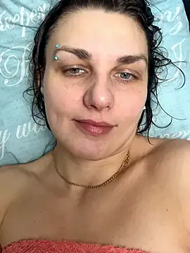 Snapshot of Magic__smile chatting on 01-17-26, 01:32 Magic smile online show from 01-17-26, 01:32