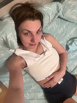 Snapshot of Magic__smile chatting on 01-19-26, 02:48 Magic smile online show from 01-19-26, 02:48