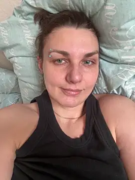 Snapshot of Magic__smile chatting on 02-03-26, 09:14 Magic smile online show from 02-03-26, 09:14