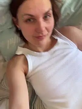 Snapshot of Magic__smile chatting on 02-18-26, 08:54 Magic smile online show from 02-18-26, 08:54