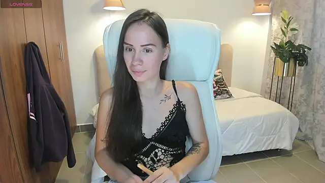 kiim sweett online show from 12-16-24, 11:55