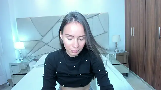 kiim sweett online show from 12-24-24, 08:11