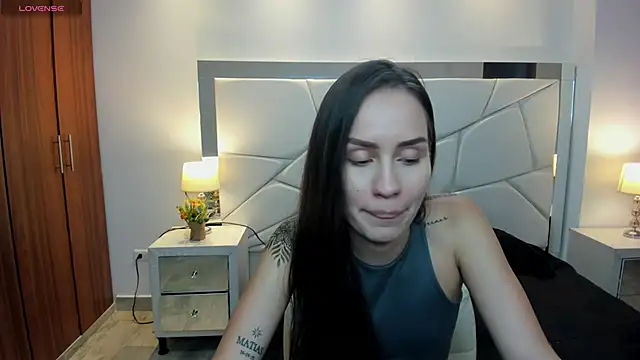 kiim sweett online show from 10-19-25, 11:22