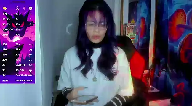 Snapshot of _sakae_ chatting on 12-30-24, 10:01 sakae online show from 12-30-24, 10:01