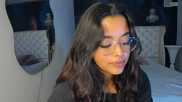 Ariana Pierce online show from 12-23-24, 03:29