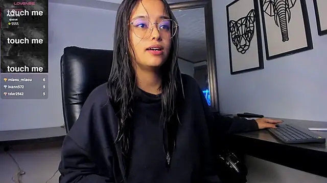 Ariana Pierce online show from 02-04-25, 08:02