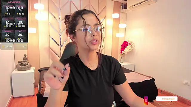 Ariana Pierce online show from 02-27-25, 08:28