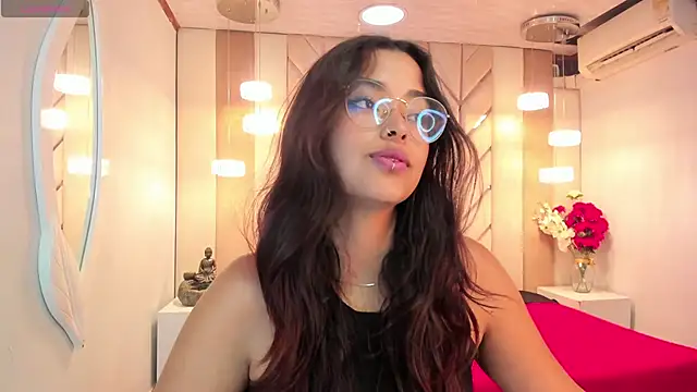 Ariana Pierce online show from 03-10-25, 05:00