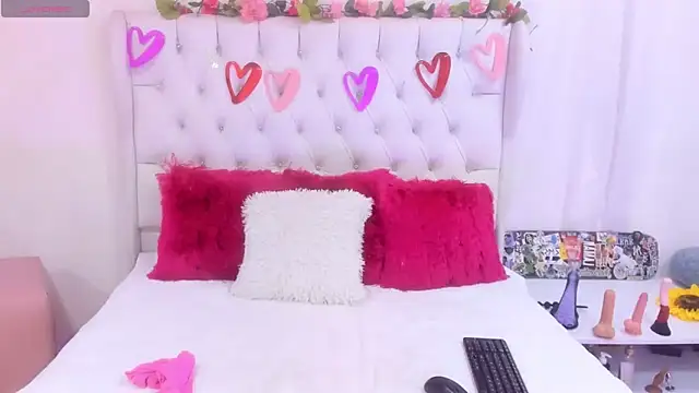 Valerik cano1 online show from 03-12-25, 07:38