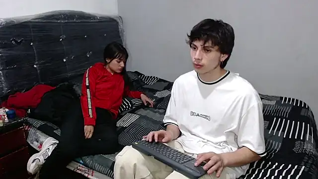 pervertsteens3 online show from 12-22-24, 04:50