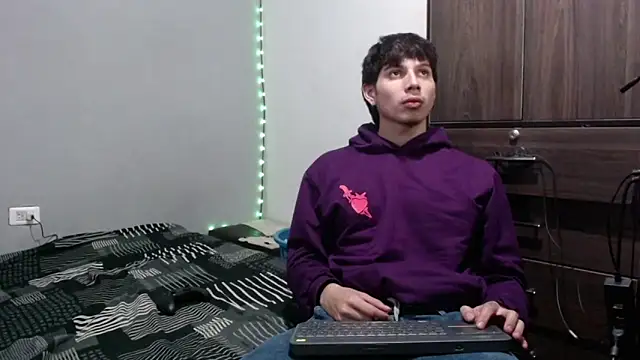 pervertsteens3 online show from 09-14-25, 03:05