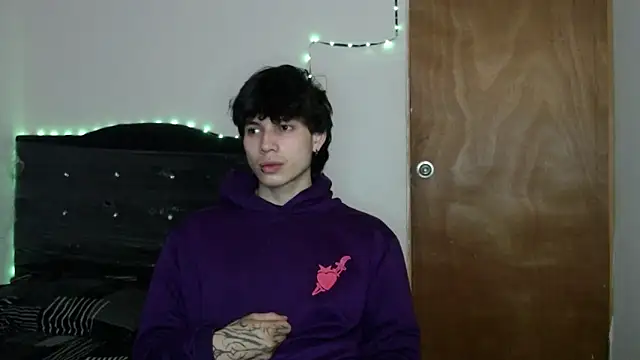 pervertsteens3 online show from 11-11-25, 09:09