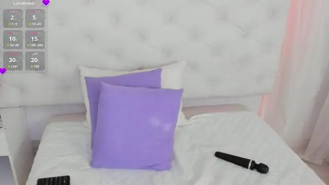 anchela-garcia1 online show from 12-13-25, 07:53