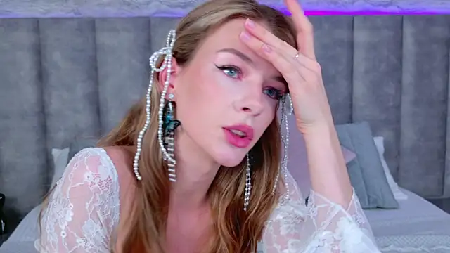 MeganMour online show from 01-25-25, 07:39