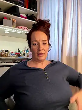 Engel mia online show from 01-10-26, 01:46