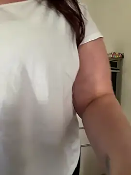 Engel mia online show from 02-25-26, 03:21