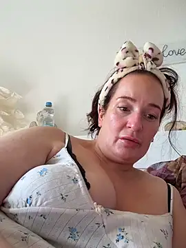 Engel mia online show from 04-11-26, 08:29