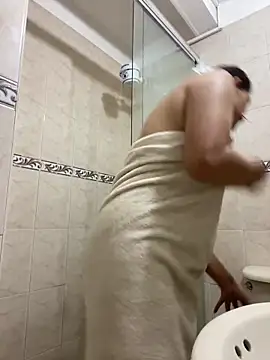 Snapshot of mariana_21x chatting on 01-16-25, 12:42 mariana 21x online show from 01-16-25, 12:42