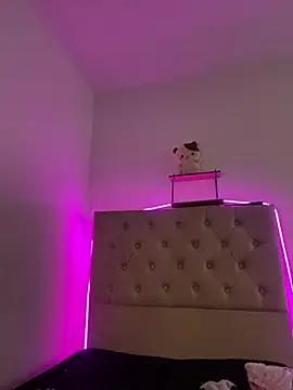 Snapshot of mariana_21x chatting on 01-30-25, 06:54 mariana 21x online show from 01-30-25, 06:54