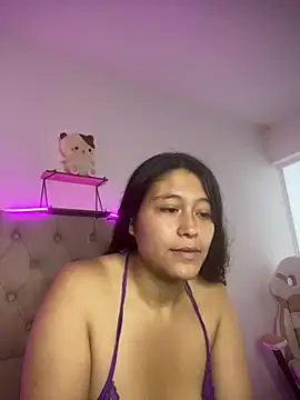 Snapshot of mariana_21x chatting on 02-04-25, 01:27 mariana 21x online show from 02-04-25, 01:27