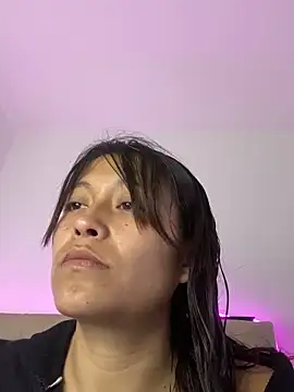 Snapshot of mariana_21x chatting on 02-06-25, 12:59 mariana 21x online show from 02-06-25, 12:59