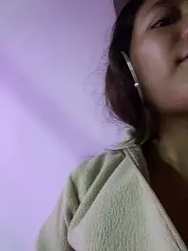 Snapshot of mariana_21x chatting on 02-18-25, 12:28 mariana 21x online show from 02-18-25, 12:28