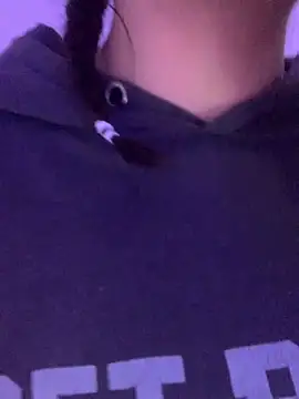 Snapshot of mariana_21x chatting on 03-15-25, 07:05 mariana 21x online show from 03-15-25, 07:05