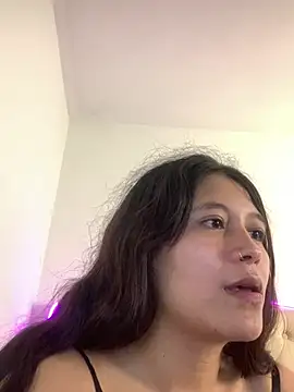 Snapshot of mariana_21x chatting on 03-18-25, 07:53 mariana 21x online show from 03-18-25, 07:53