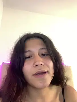 Snapshot of mariana_21x chatting on 03-20-25, 03:58 mariana 21x online show from 03-20-25, 03:58