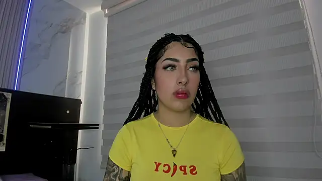 Snapshot of misscheelsee chatting on 01-23-25, 03:32 misscheelsee online show from 01-23-25, 03:32