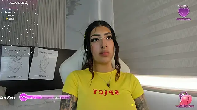 Snapshot of misscheelsee chatting on 02-06-25, 06:56 misscheelsee online show from 02-06-25, 06:56