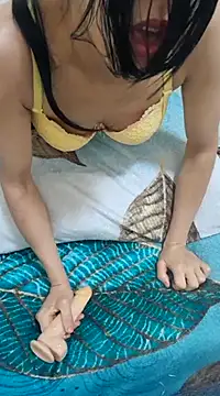 Linda-53 online show from 12-22-24, 04:28