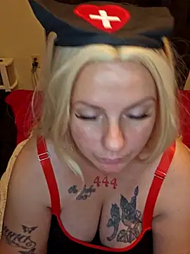 Snapshot of PeakabumPromo chatting on 11-01-25, 12:34 PeakabumPromo online show from 11-01-25, 12:34