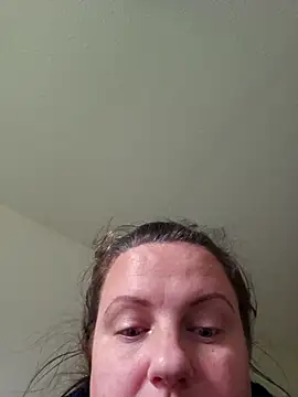 Snapshot of PeakabumPromo chatting on 11-27-25, 03:58 PeakabumPromo online show from 11-27-25, 03:58