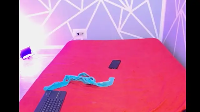 Snapshot of sara17_ chatting on 03-13-25, 06:26 sara17  online show from 03-13-25, 06:26