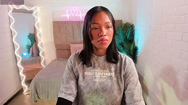 penelope tay1 online show from 03-23-25, 03:54