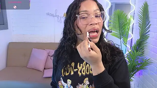 penelope tay1 online show from 10-09-25, 03:48