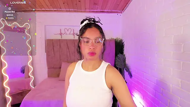 penelope tay1 online show from 11-27-25, 03:19