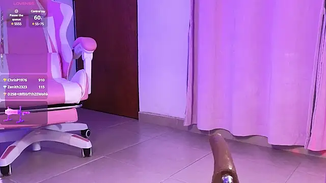 Snapshot of Emily-14 chatting on 02-27-25, 08:50 Emily-14 online show from 02-27-25, 08:50