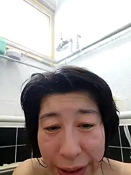 Snapshot of morikawa_sayaka chatting on 01-27-25, 10:27 morikawa sayaka online show from 01-27-25, 10:27