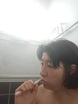 Snapshot of morikawa_sayaka chatting on 02-20-25, 11:21 morikawa sayaka online show from 02-20-25, 11:21